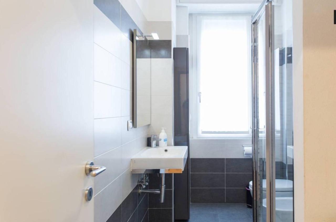 Gulli Suite Luxury Милано Екстериор снимка